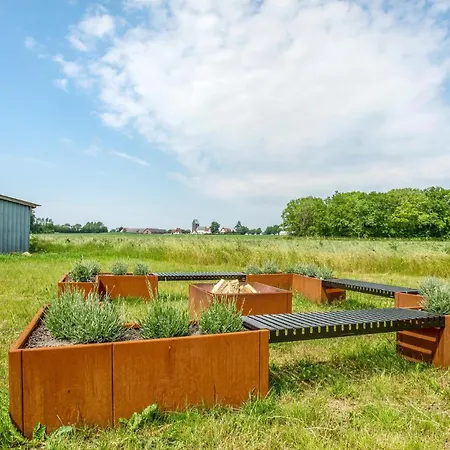 Beautiful In With House A Panoramic View * Ronne