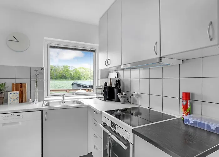 1 Bedroom In 別荘 *